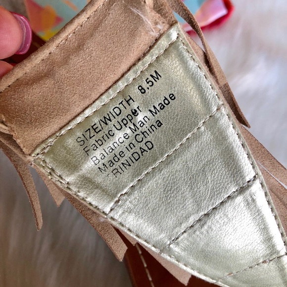 NWOB Carlos Santana Cream Fringe Sandal Size 8 1/2 - Picture 4 of 6